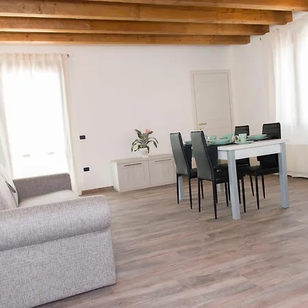 Eremitani Aparthotel 4*