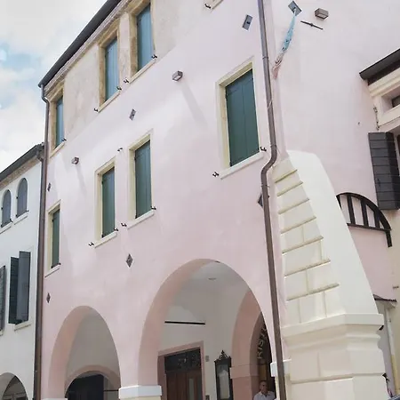 Aparthotel Eremitani 4*