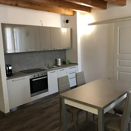 Eremitani Aparthotel Padua