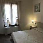 Ξενοδοχείο με διαμερίσματα Eremitani