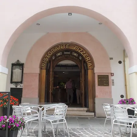 Eremitani 3*